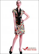 ��ɫ�ٱ�����Ůװ ׷����ǰ�ص�ʱ��